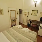 Capponi Apartment